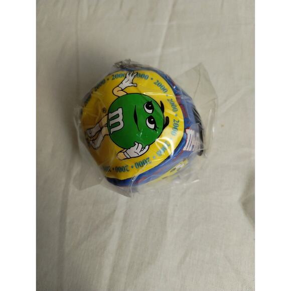 M&M's 2000 Millennium Y2K Time Capsule Kit Toys Opened Sealed Contents Yo-yo - Picture 8 of 13